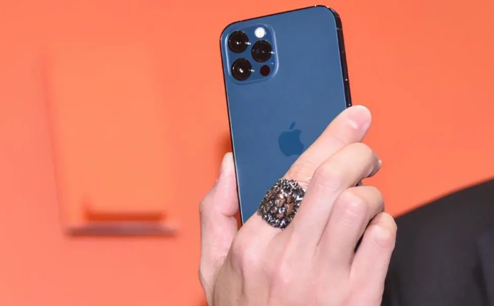 平定苹果手机维修分享iPhone12系列重启方法教程 
